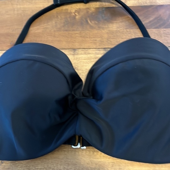 𝅺catalina bikini top, black, size medium (8-10, like new - Picture 3 of 5